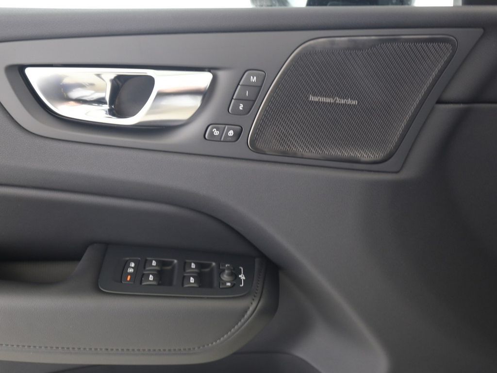 Volvo XC60 2024