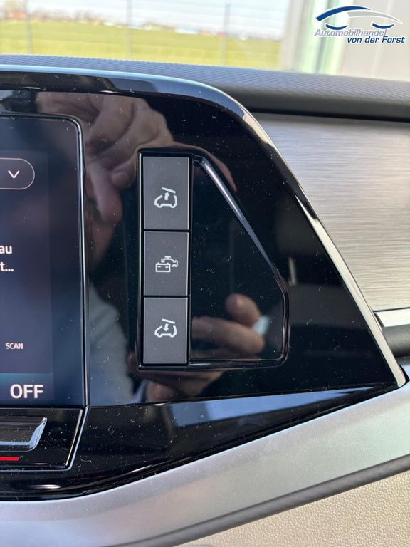 Volkswagen T7 California