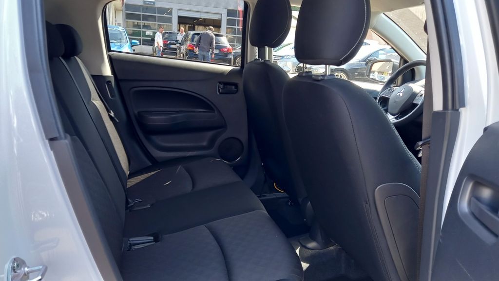 Mitsubishi Space Star 2023