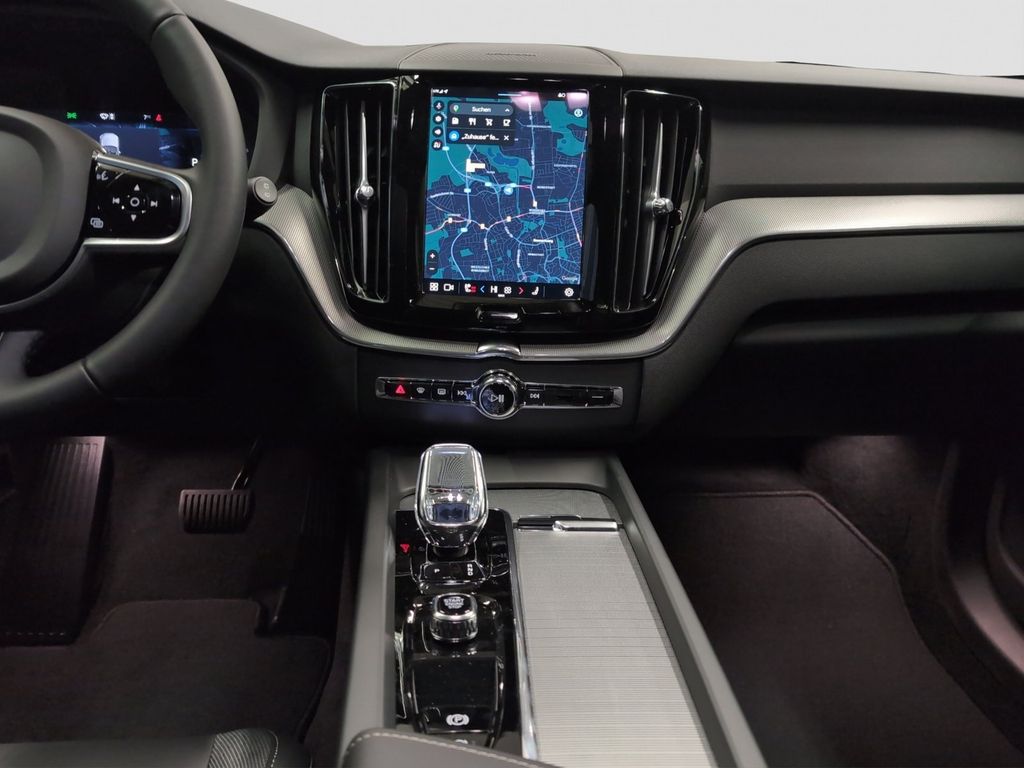 Volvo XC60 2025