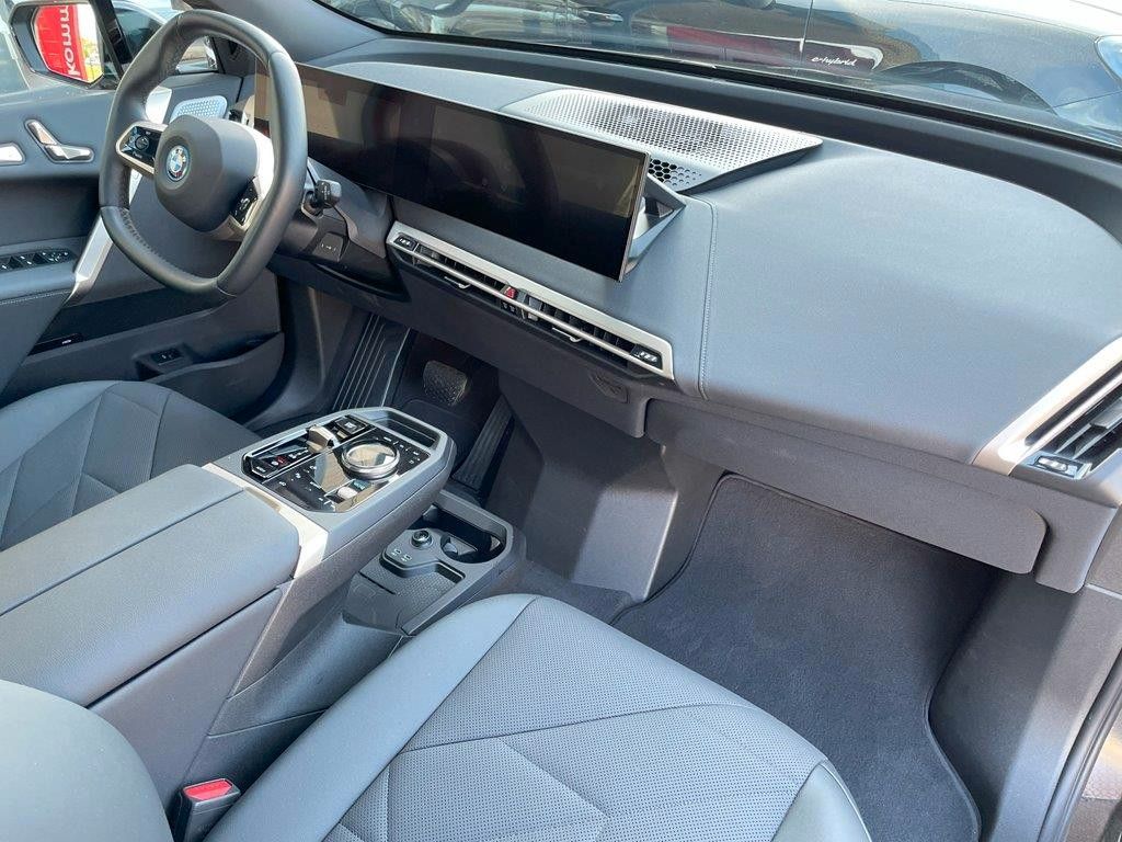 BMW iX 2023
