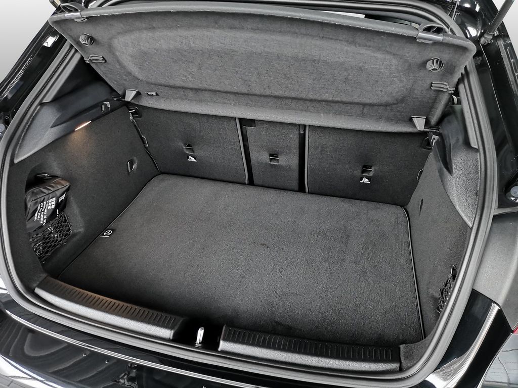 Mercedes-Benz A 200 2024