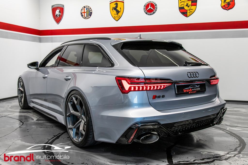 Audi RS6 2024