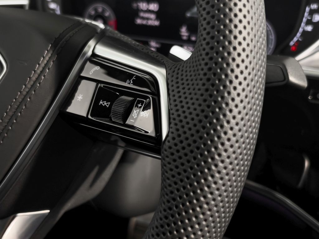 Audi A8 2024