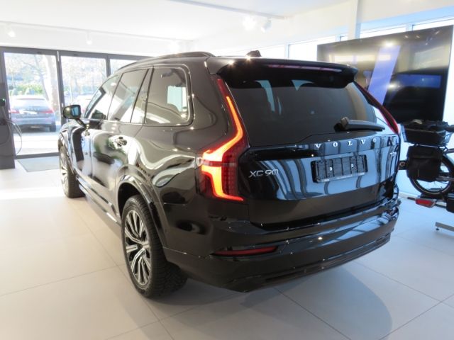 Volvo XC90 2025
