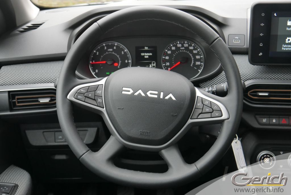 Dacia Sandero 2025
