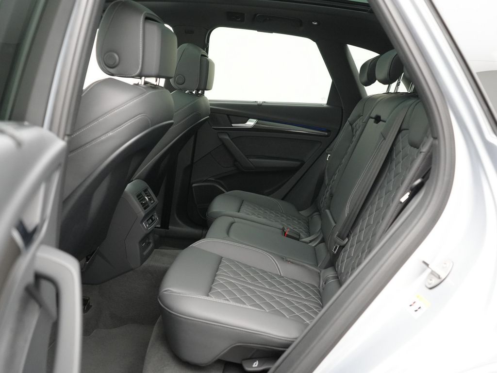 Audi SQ5 2024