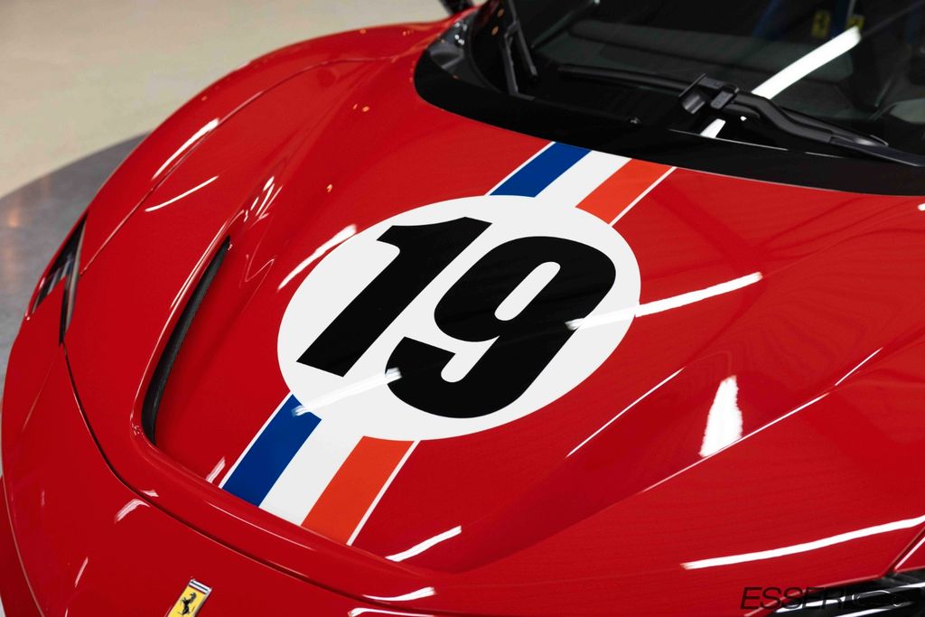 Ferrari SF90 2023