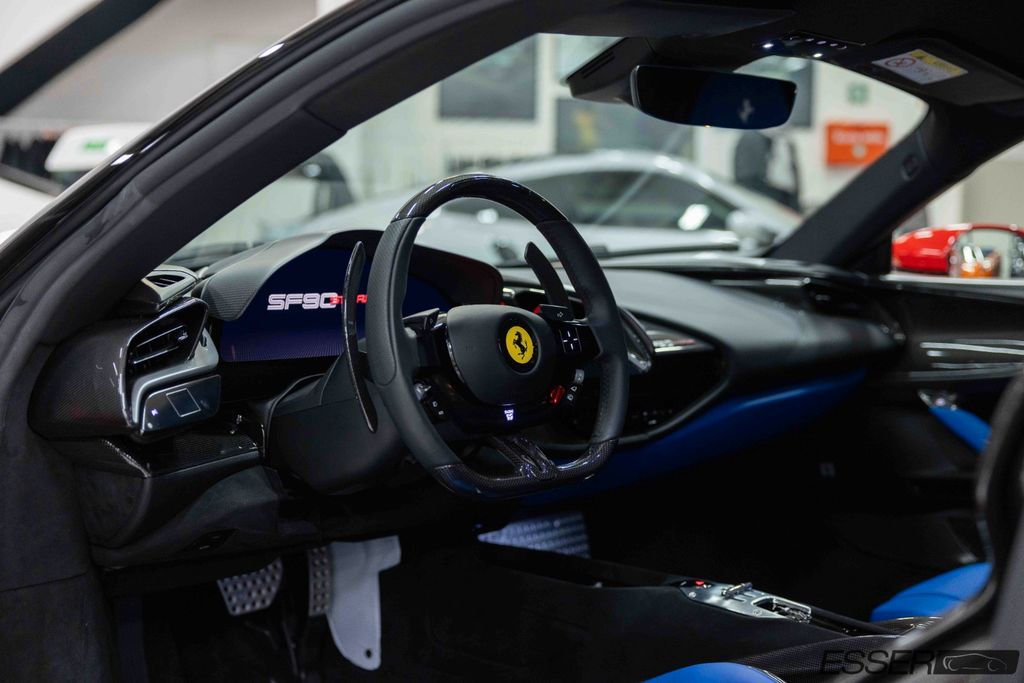 Ferrari SF90 2023