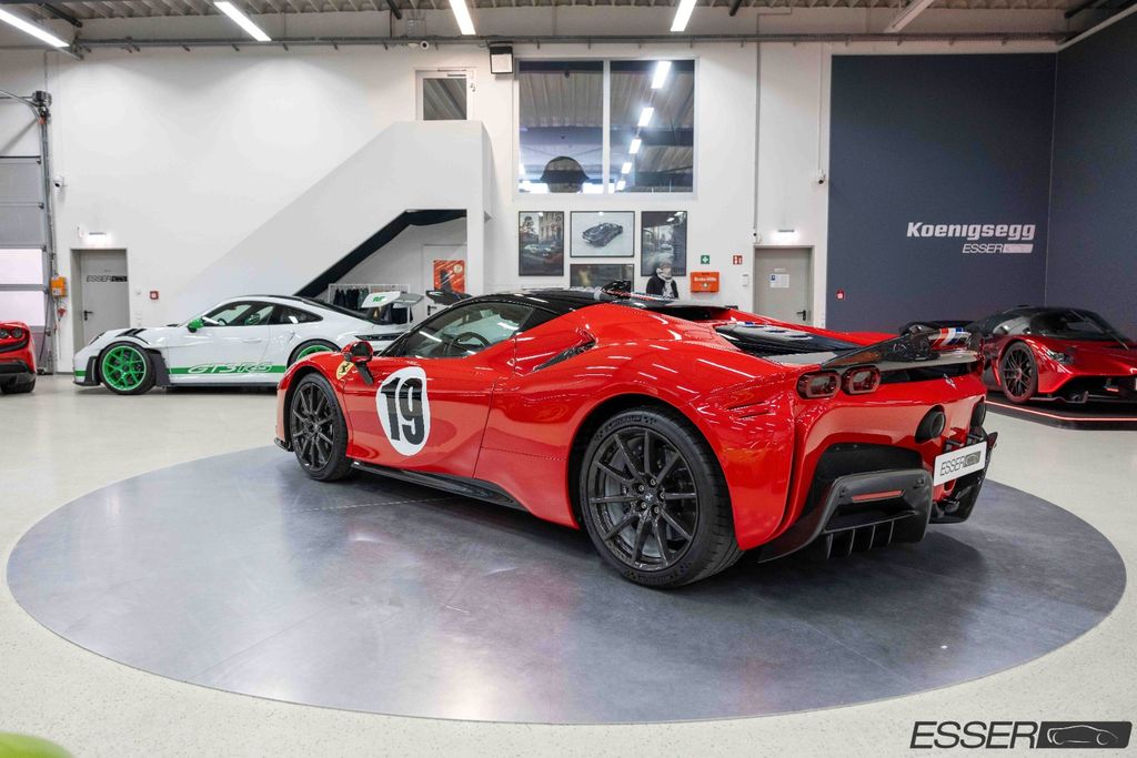 Ferrari SF90 2023