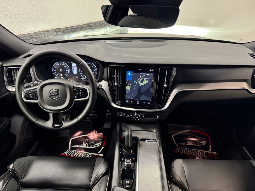 Volvo V60 2021