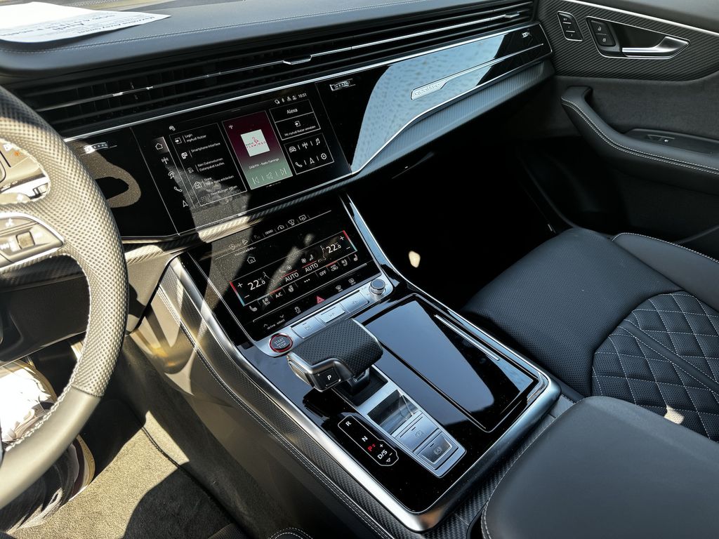 Audi SQ8