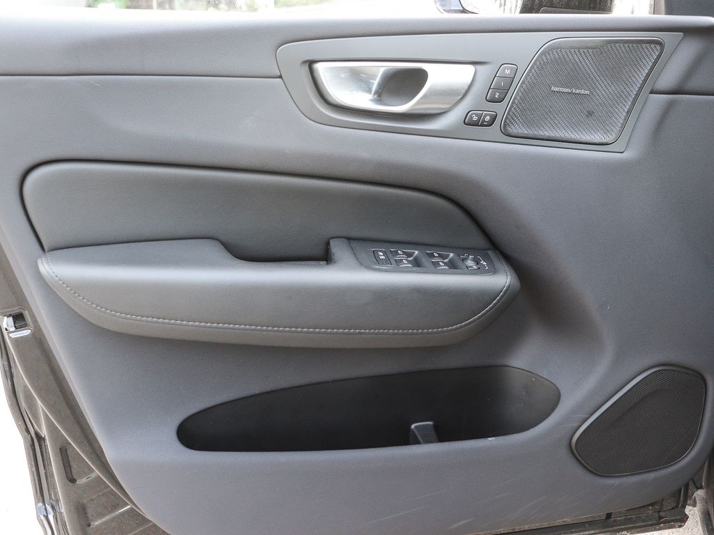 Volvo XC60 2023
