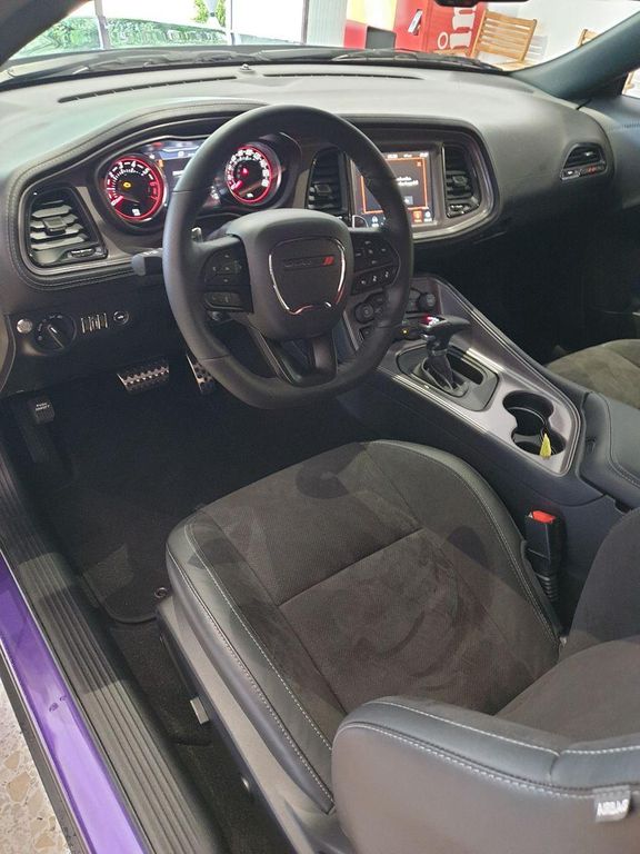 Dodge Challenger 2024