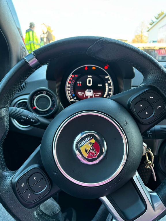 Abarth 595 Competizione 2022