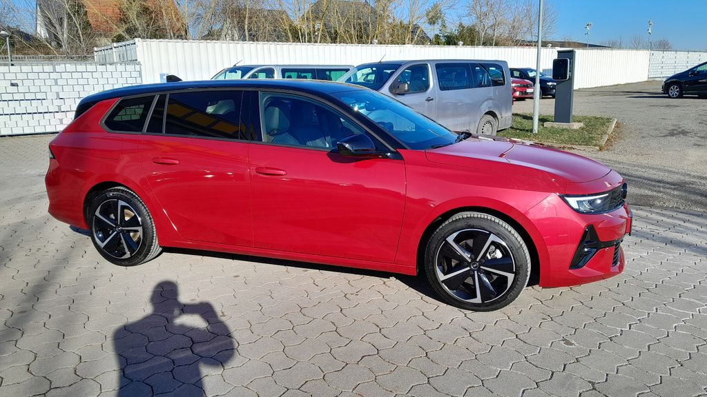 Opel Astra 2024