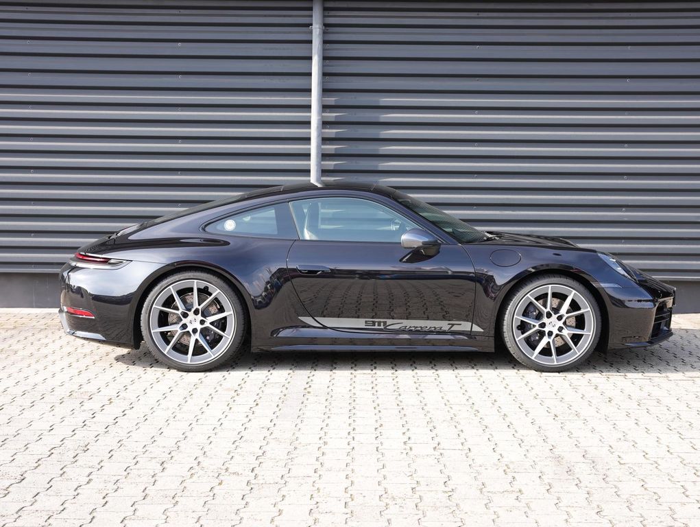 Porsche 992 2025