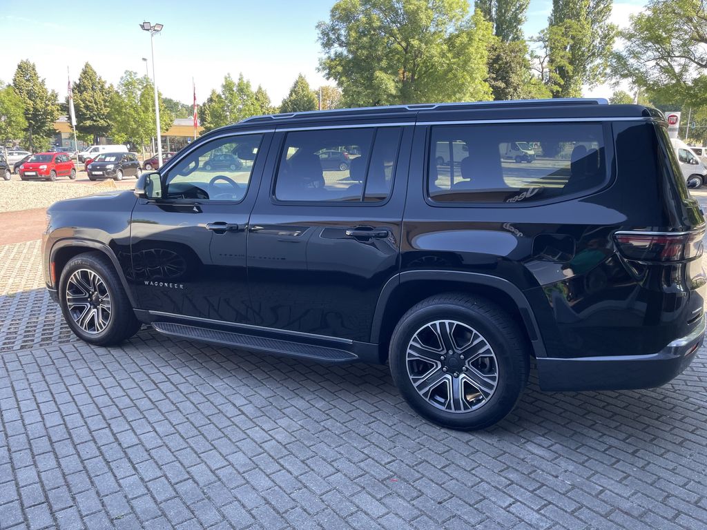 Jeep Wagoneer 2022