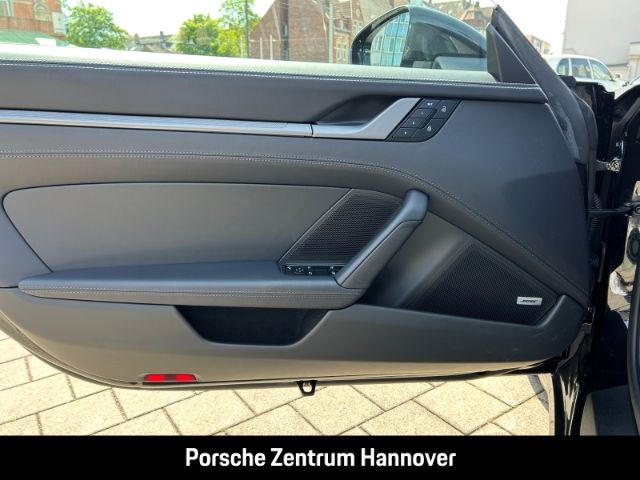 Porsche 992 2025