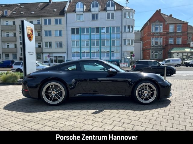 Porsche 992 2025