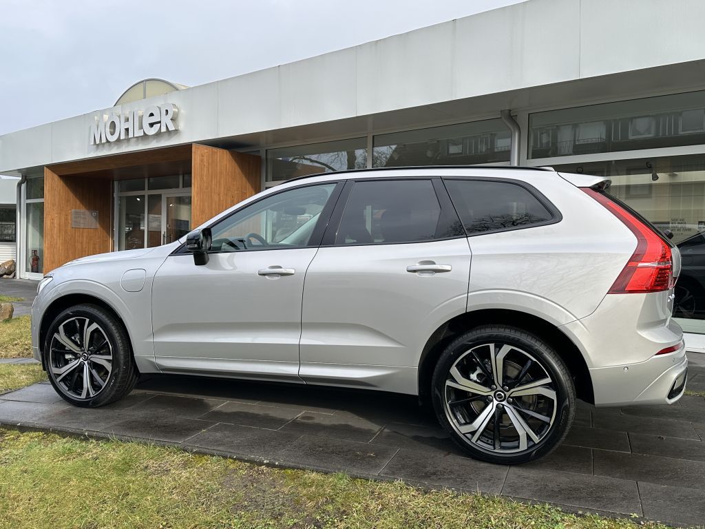 Volvo XC60 2025