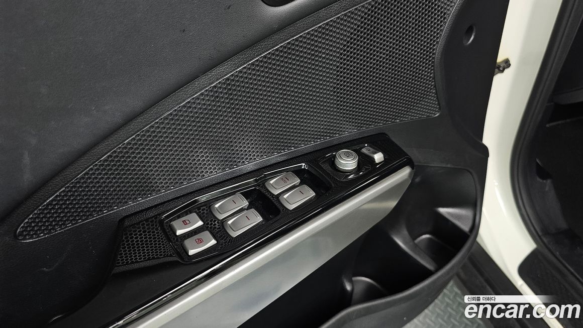 KG_Mobility_Ssangyong TIBOLI 2016