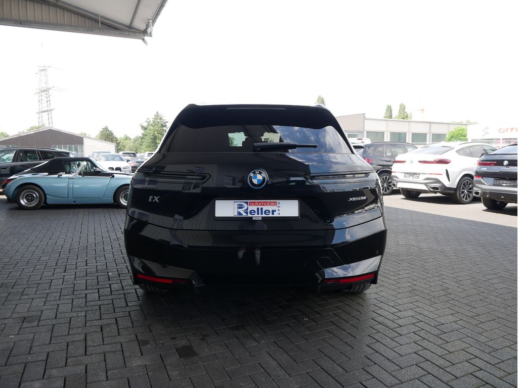 BMW iX 2023