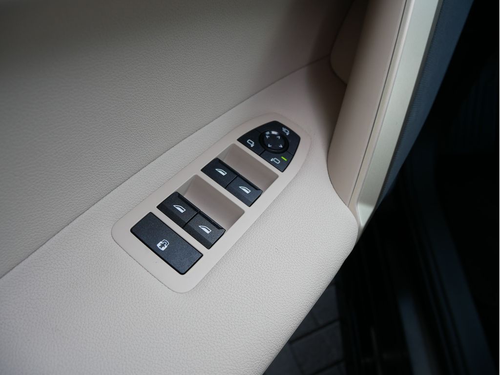 BMW iX 2023