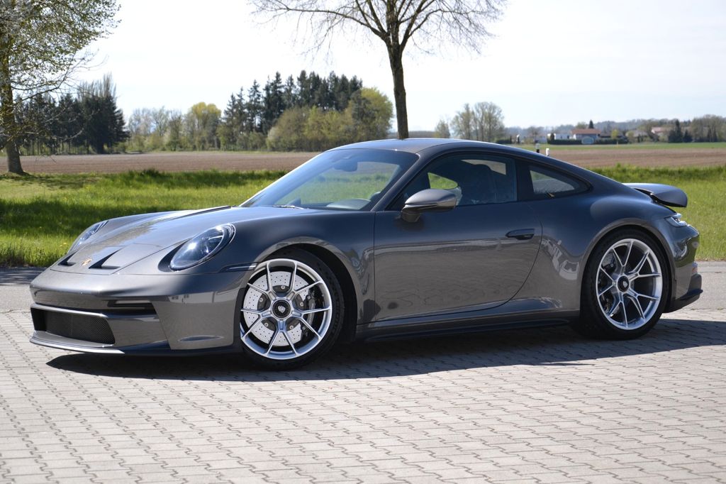 Porsche 992 2024