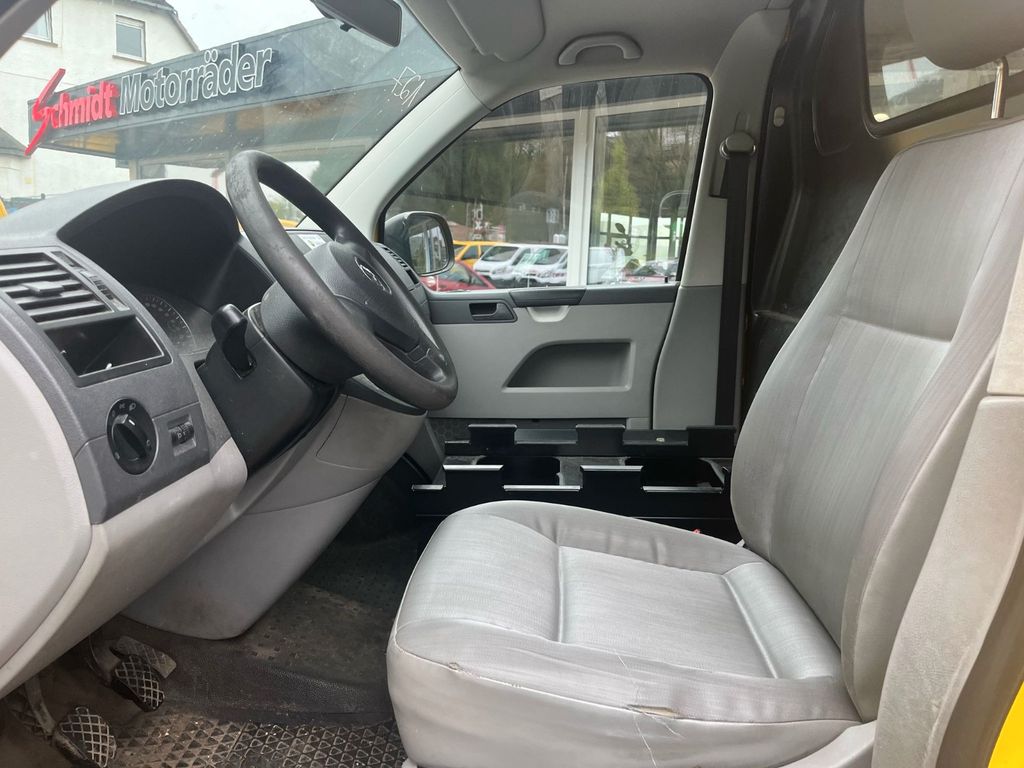 Volkswagen T5 Transporter 2013