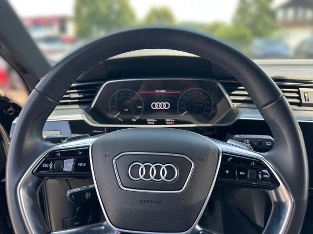 Audi e-tron 2021