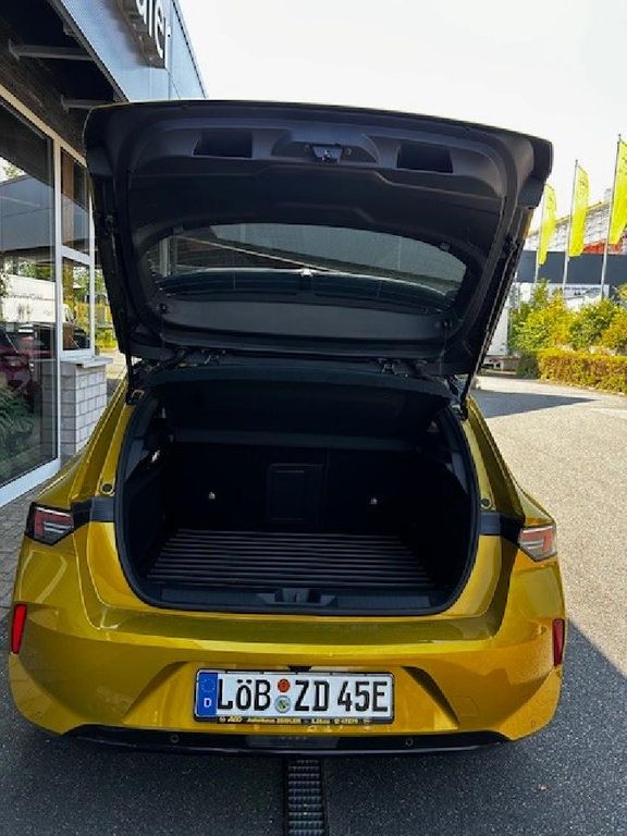 Opel Astra 2022