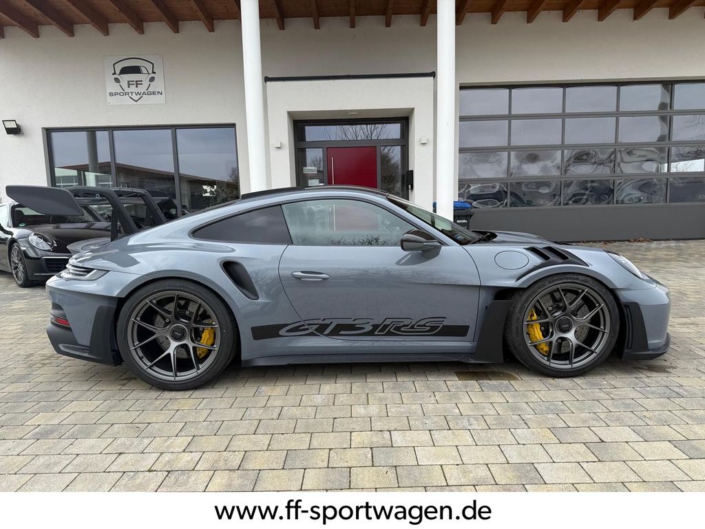 Porsche 992 2024