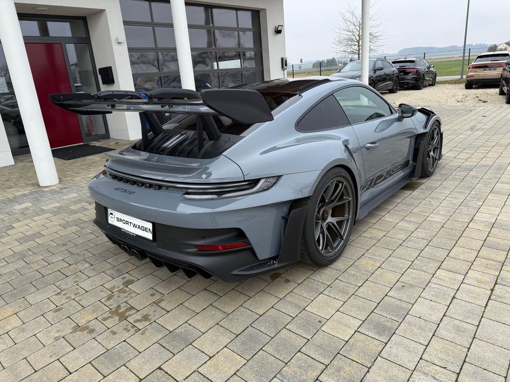 Porsche 992 2024