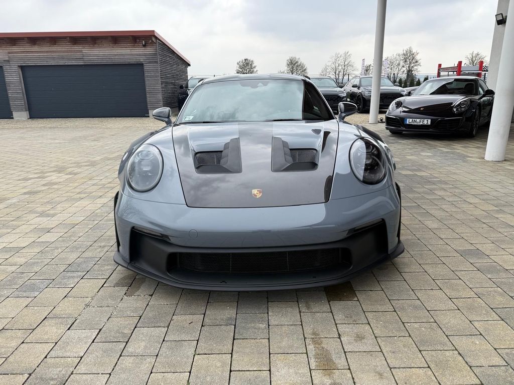 Porsche 992 2024