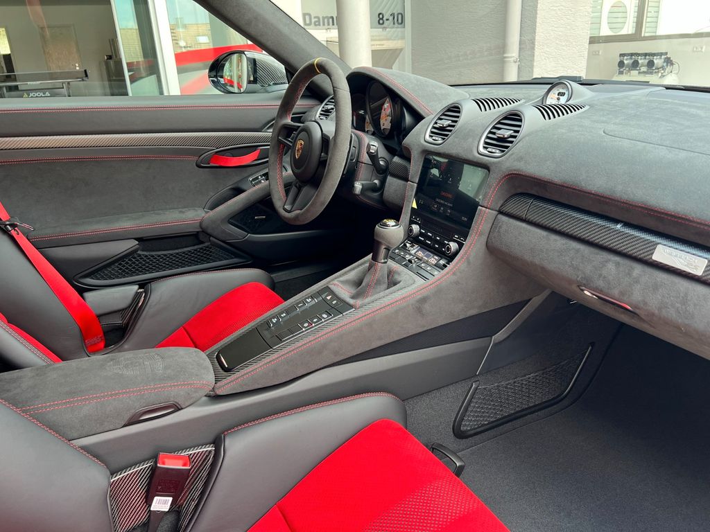 Porsche Boxster 2024