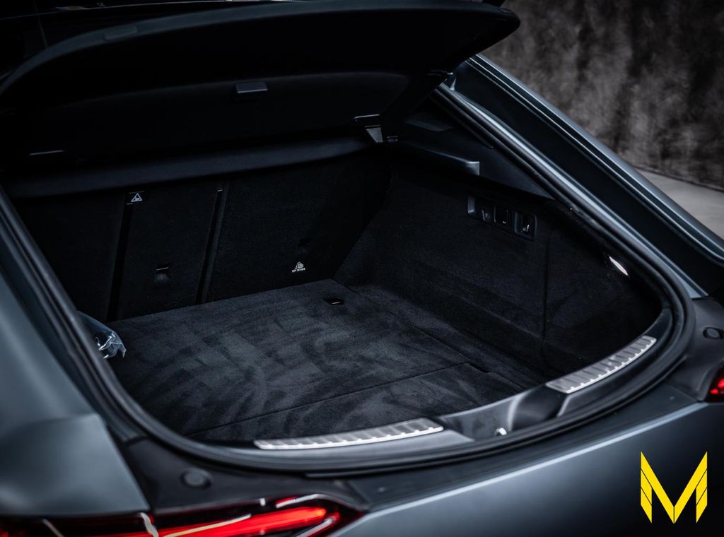 Mercedes-Benz AMG GT 2024