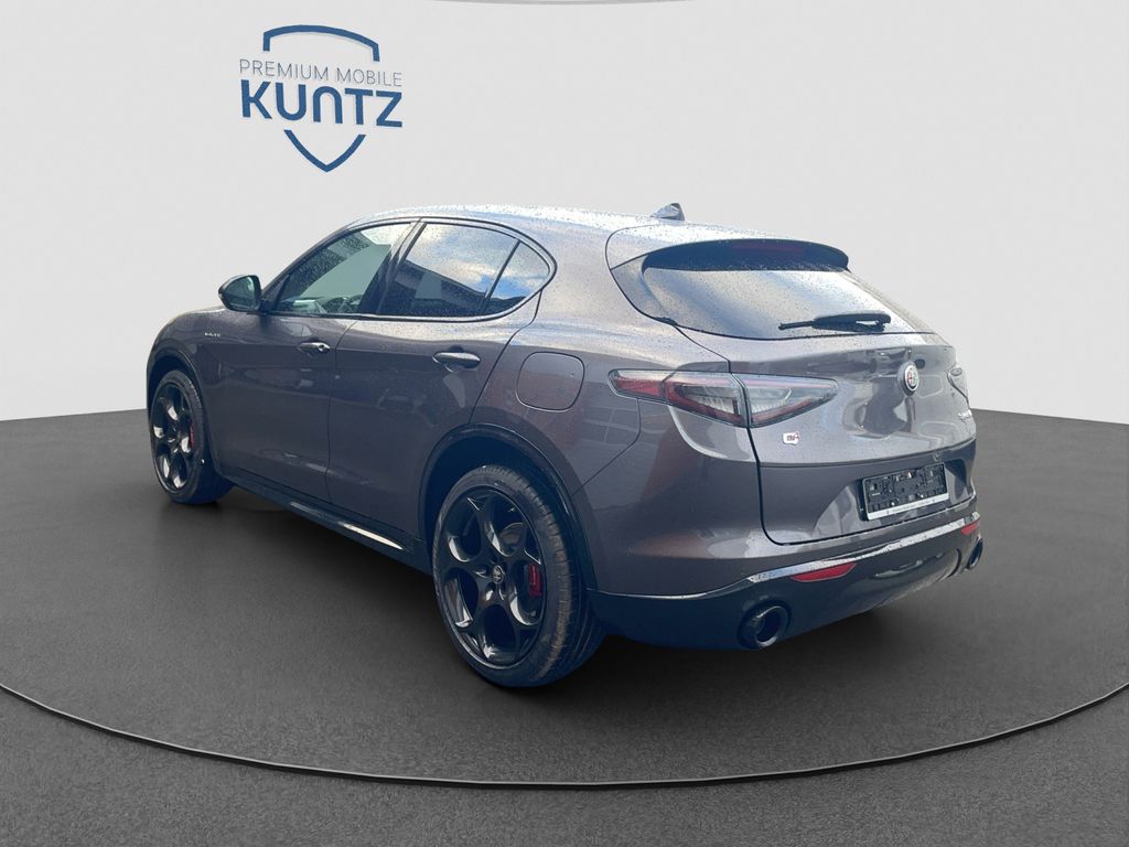 Alfa Romeo Stelvio 2025