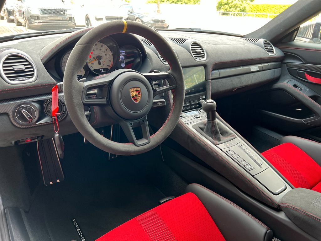 Porsche Boxster 2024