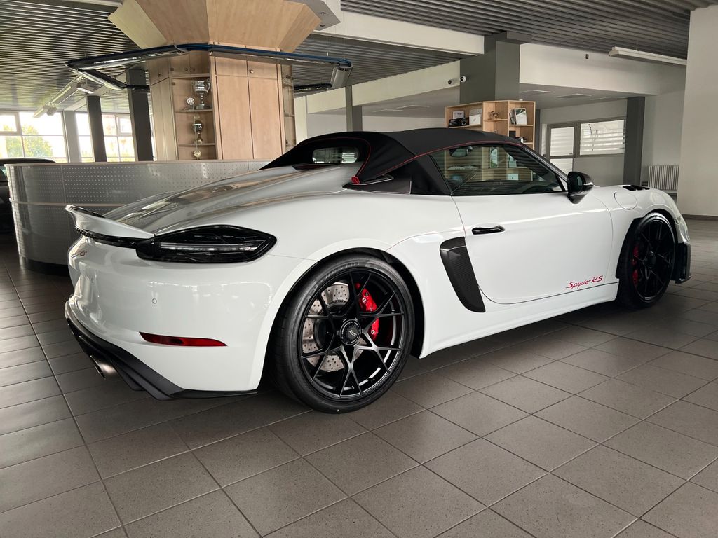 Porsche Boxster 2024