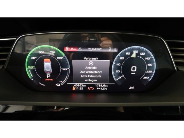 Audi e-tron 2021