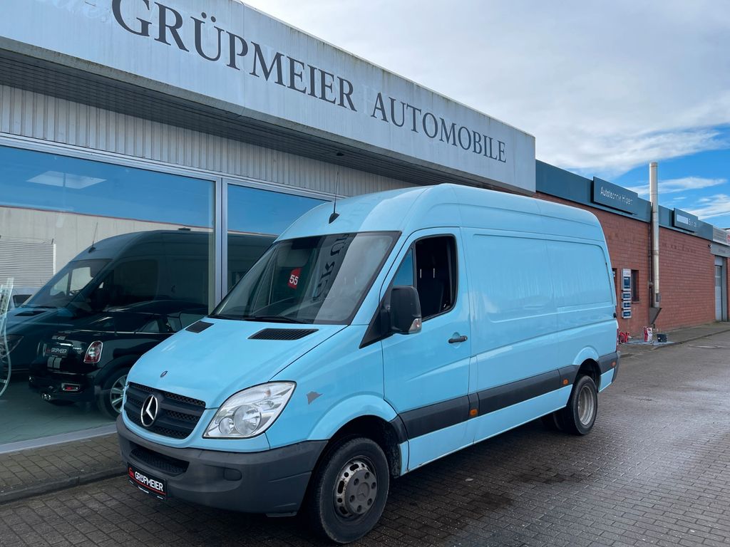 Mercedes-Benz Sprinter 2013