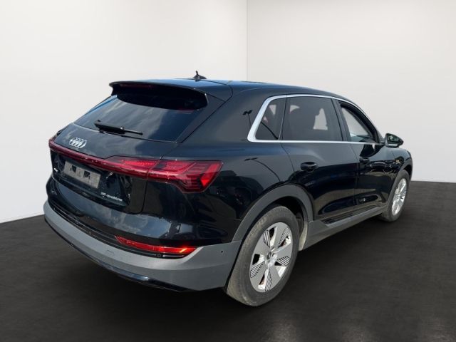 Audi e-tron 2019