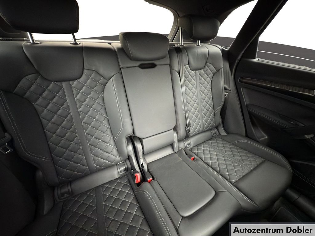 Audi SQ5 2025