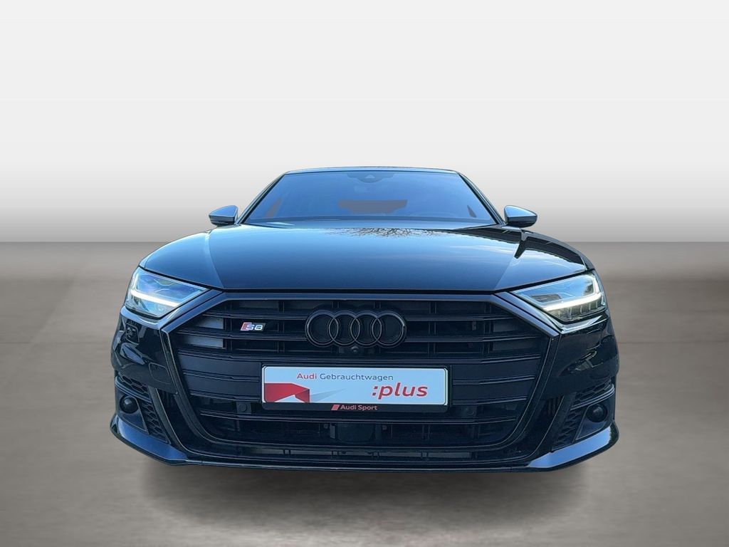 Audi S8 2021
