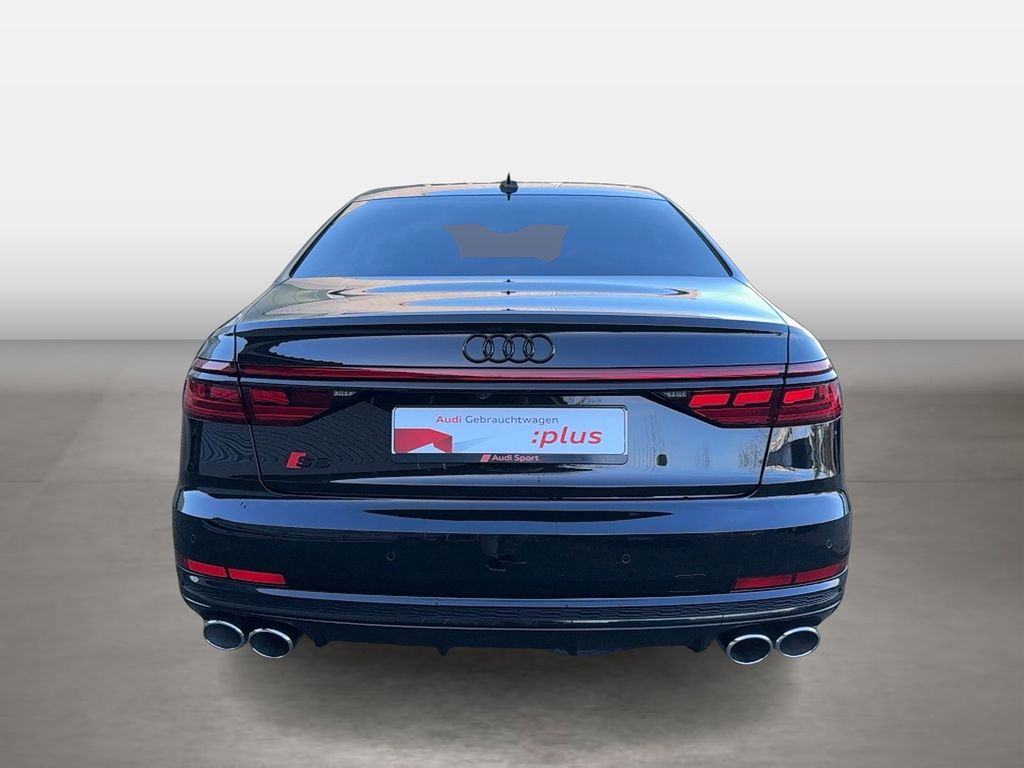 Audi S8 2021