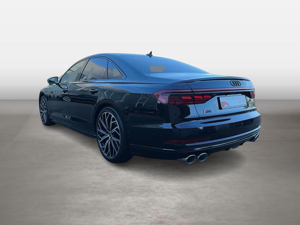 Audi S8 2021