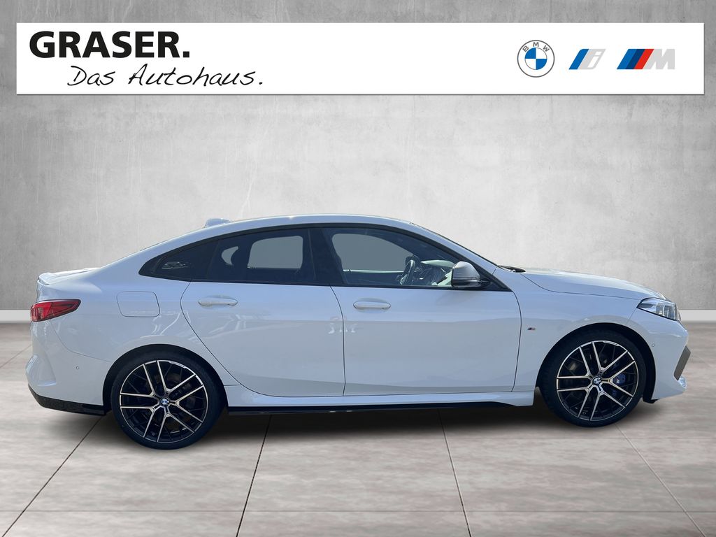 BMW M235 2023