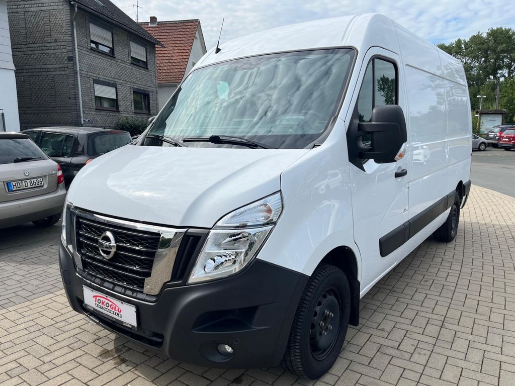 Nissan NV400 2020