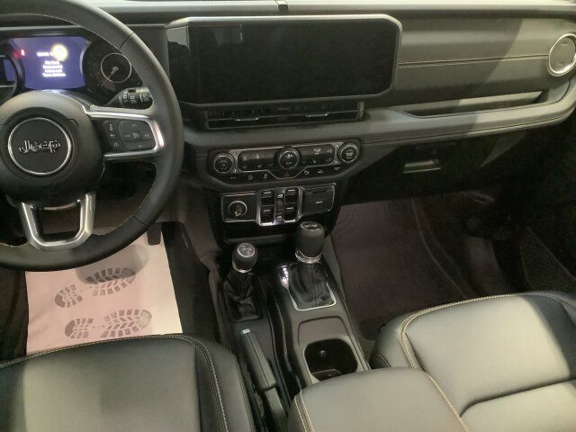Jeep Wrangler 2025
